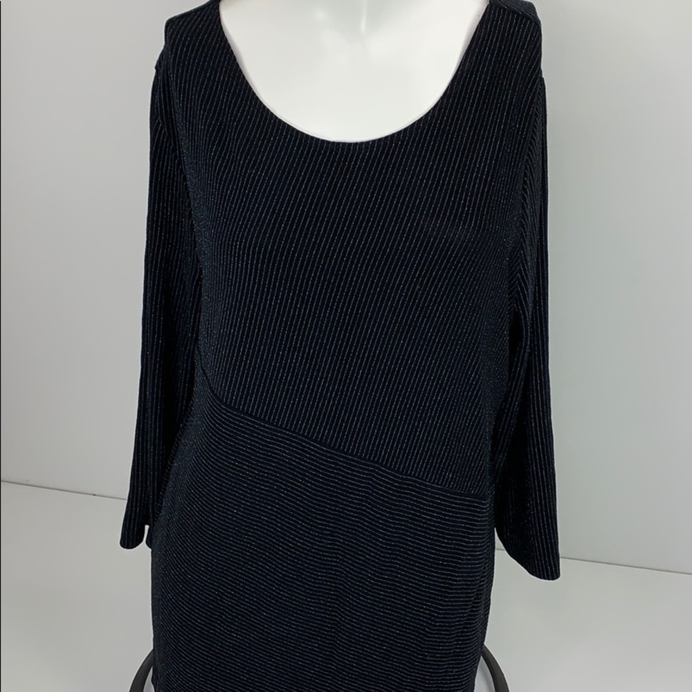 Chicos Travelers Slinky Metallic Black Top Striped